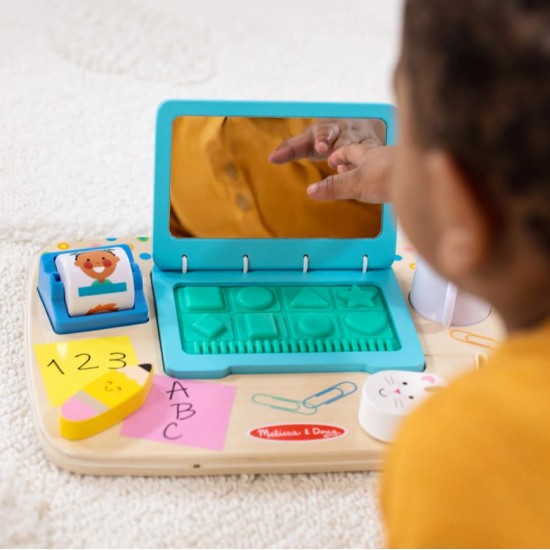 Laptop din lemn de jucarie pentru toddleri Melissa and Doug