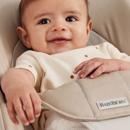 Balansoar Balance Soft BabyBjorn Khaki cu detalii Beige