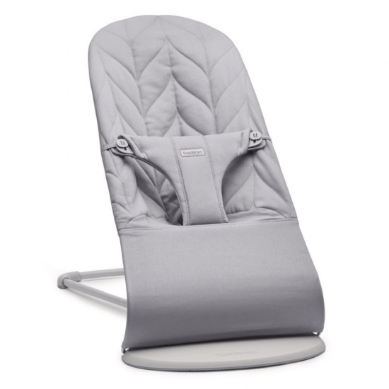 Balansoar copii BabyBjorn Bliss Light Grey din tesatura matlasata cu aspect delicat de petala