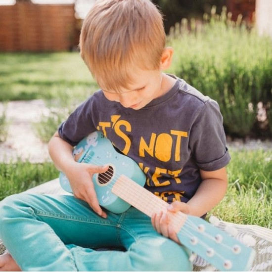Chitara din lemn pentru copii, cu 6 corzi din nylon Adam Toys N4021