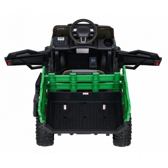 Masinuta electrica cu telecomanda Farmer Pick-Up, roti EVA, scaun tapitat, 116x66x65 cm, putere 70W - Verde Masinuta electrica cu telecomanda Farmer Pick-Up, roti EVA, scaun tapitat, 116x66x65 cm, putere 70W - Verde