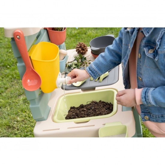 Bucatarie pentru copii Smoby Mud Kitchen cu 15 accesorii Bucatarie pentru copii Smoby Mud Kitchen cu 15 accesorii