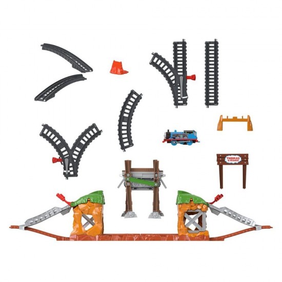 Set trenulet Thomas and Friends Walking Bridge cu sina si locomotiva motorizata