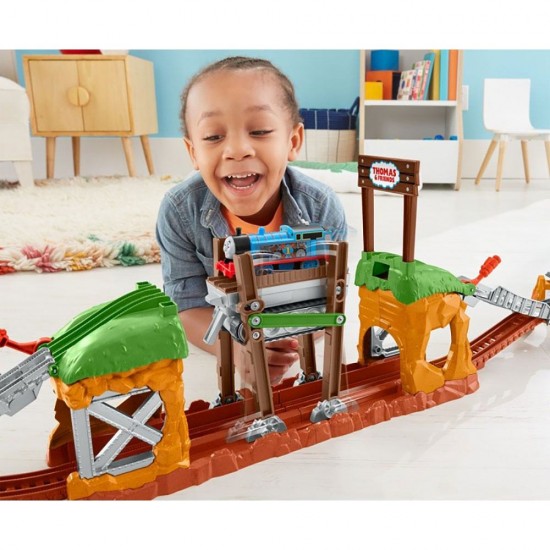 Set trenulet Thomas and Friends Walking Bridge cu sina si locomotiva motorizata