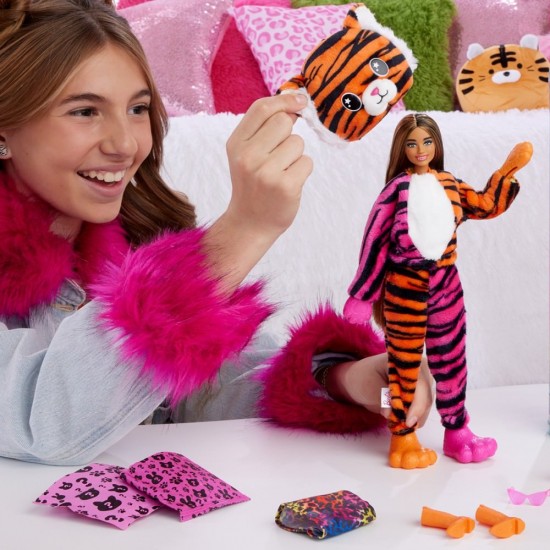 Papusa Barbie Cutie Reveal maimutica
