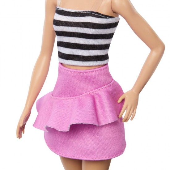 Papusa Barbie Fashionistas blonda cu fustita roz