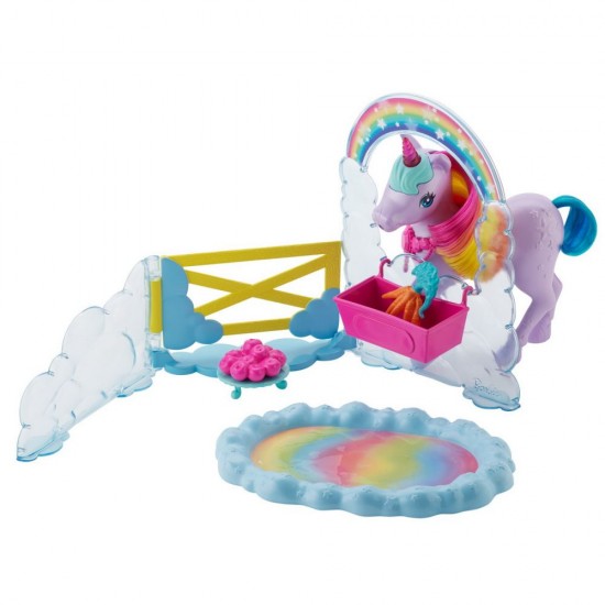 Set de joaca papusa Barbie cu unicorn