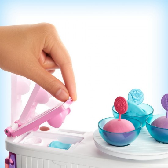 Set de joaca Barbie - O zi la salonul spa