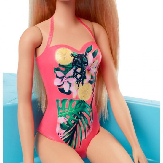 Set papusa Barbie cu piscina