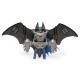 Figurina Batman 10 cm cu mega accesorii pentru lupta