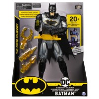 Figurina Batman 29 cm Deluxe cu accesorii si fraze in limba engleza