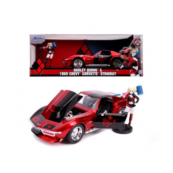 Masinuta din metal Harley Quinn 1969 Chevy Corvette scara 1:24 Masinuta din metal Harley Quinn 1969 Chevy Corvette scara 1:24