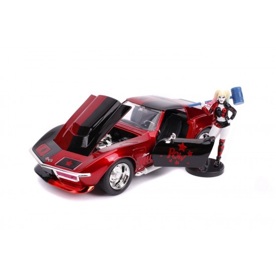 Masinuta din metal Harley Quinn 1969 Chevy Corvette scara 1:24 Masinuta din metal Harley Quinn 1969 Chevy Corvette scara 1:24