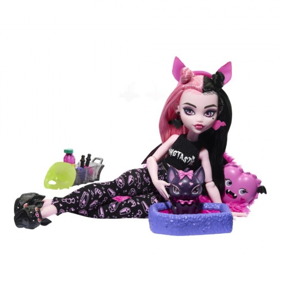 Papusa Monster High Draculaura Creepover Party