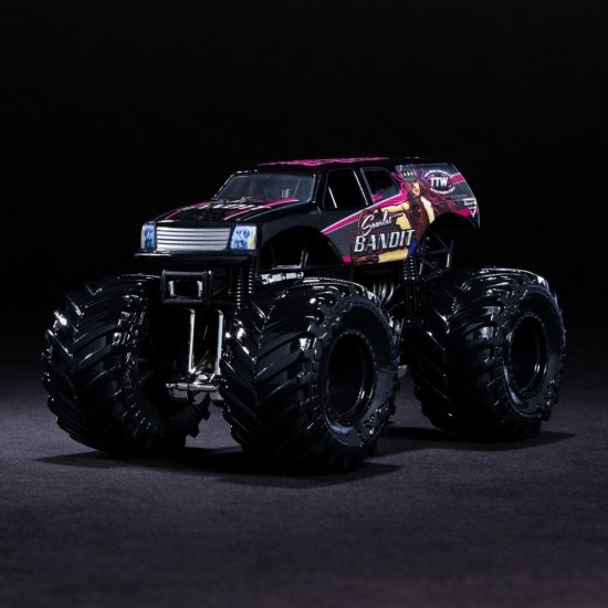 Masinuta metalica Monster Jam Scarlet Bandit scara 1:64