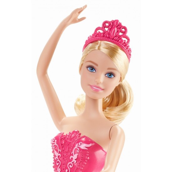 Papusa Barbie balerina cu costum roz