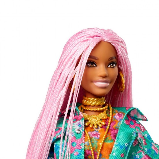 Papusa Barbie Extra Style cu codite impletite