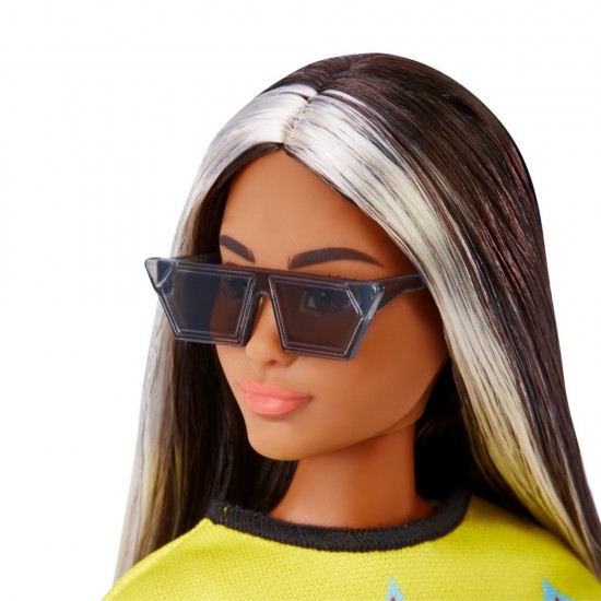 Papusa Barbie Fashionistas bruneta cu suvite blonde