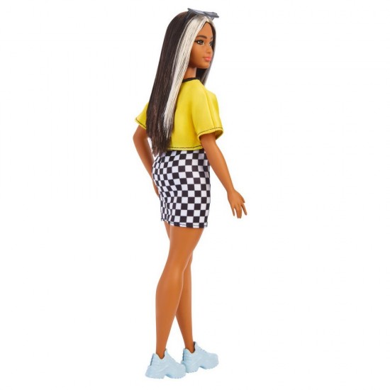 Papusa Barbie Fashionistas bruneta cu suvite blonde