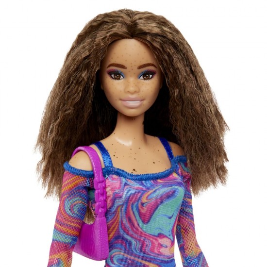 Papusa Barbie Fashionistas satena cu pistrui