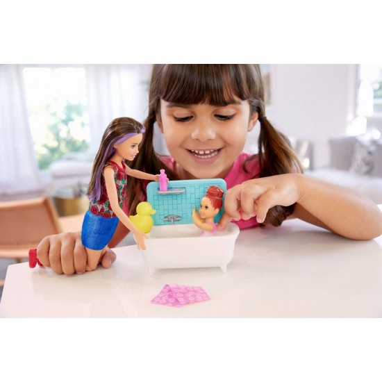 Set de joaca Barbie Babysitters - Papusa satena cu bebelus