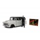 Set masinuta 1957 Chevy Suburban si figurina Frankenstein