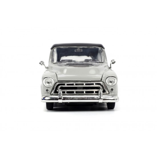 Set masinuta 1957 Chevy Suburban si figurina Frankenstein