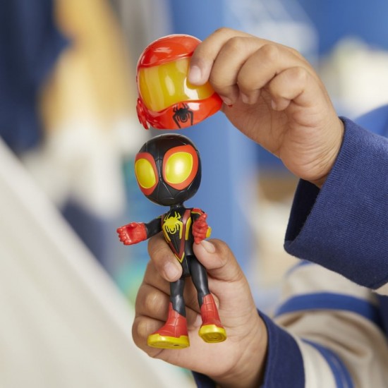 Set masinuta si figurina Miles Morales Spidey Prietenii Extraordinari 