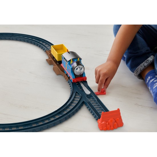 Set de joaca Thomas cu locomotiva Cranky motorizata si accesorii