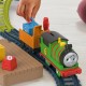 Set de joaca Thomas cu locomotiva Percy motorizata si accesorii