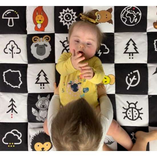Covor de joaca termoizolant pentru bebe cu activitati senzoriale Contrast 120x140cm by Kids Cudaki