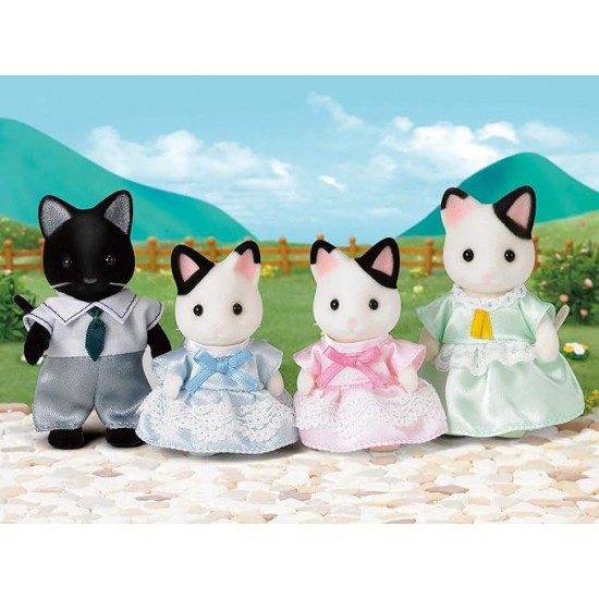 Figurine Sylvanian Families - Familia Pisicutelor Tuxedo