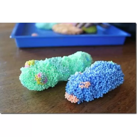 Set spuma de modelat Playfoam 8 bucati
