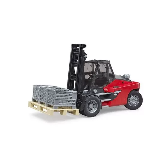 Stivuitor Linde HT160 Bruder cu palet si 3 cutii Stivuitor Linde HT160 Bruder cu palet si 3 cutii