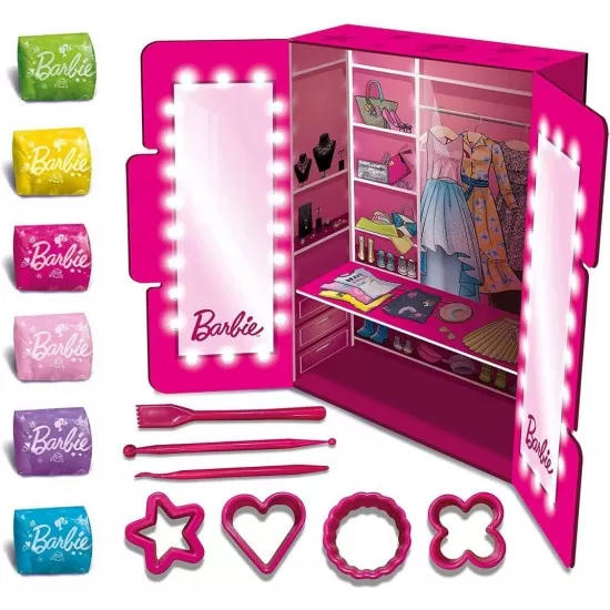 Set modelaj Barbie - Parada modei Set modelaj Barbie - Parada modei