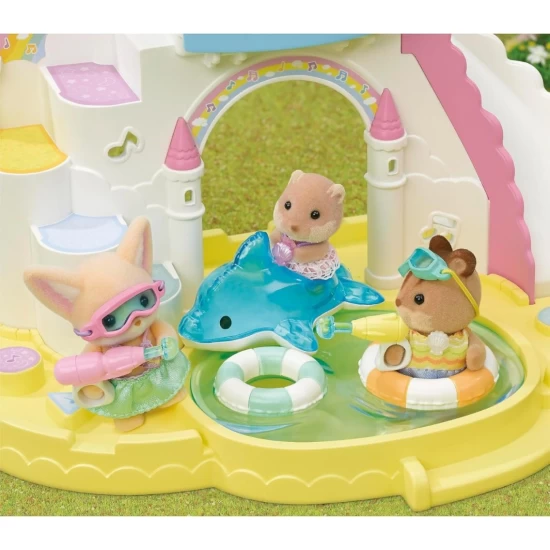 Set de joaca Sylvanian Families Prietenii de la Gradinita - Trio la Piscina