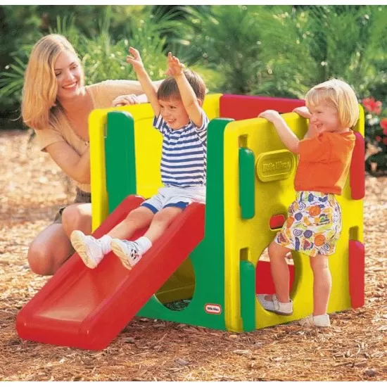 Spatiu de joaca natural junior - Little Tikes Spatiu de joaca natural junior - Little Tikes