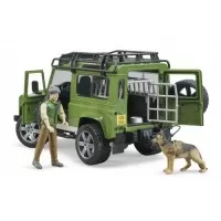 Masina de teren Land Rover Defender cu padurar si caine