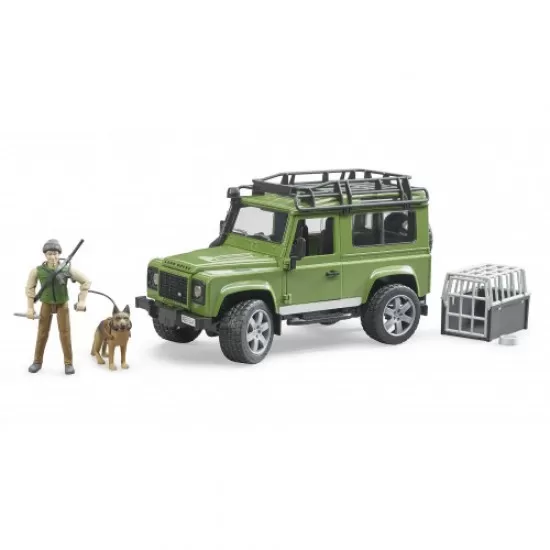Masina de teren Land Rover Defender cu padurar si caine Masina de teren Land Rover Defender cu padurar si caine
