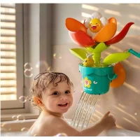 Jucarie de baie Floare cu petale care se deschid si stropitoare