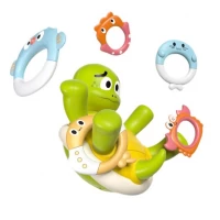 Jucarie de baie Broscuta Hop cu 5 inele si functie pulverizare