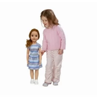 Papusa Ia-ma de mana si pasim impreuna cu rochita cu dungi