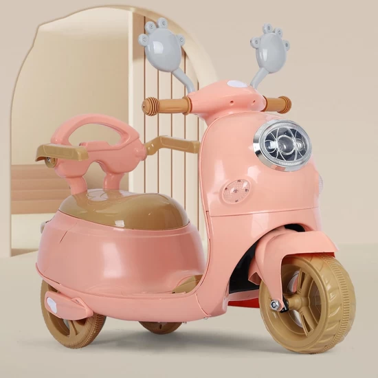 Scooter pentru copii cu pedala electrica, lumini si muzica Roz Scooter pentru copii cu pedala electrica, lumini si muzica Roz