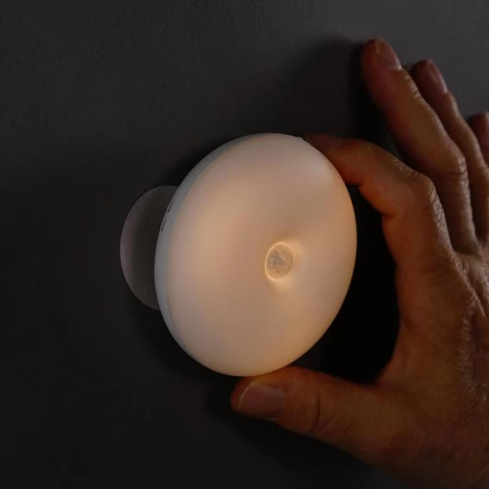 Lampa de veghe inteligenta cu senzor de miscare, comunicare wireless cu smartphone, temporizator, Reer NightGuide SmartLight 52460 Lampa de veghe inteligenta cu senzor de miscare, comunicare wireless cu smartphone, temporizator, Reer NightGuide SmartLight 52460