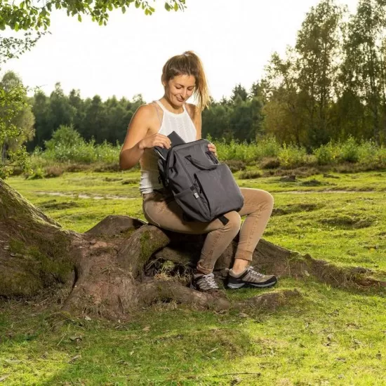 Rucsac multifunctional cu aleza pentru schimbat scutecul bebelusului, din plastic reciclat, Reer Growing Backpack Rucsac multifunctional cu aleza pentru schimbat scutecul bebelusului, din plastic reciclat, Reer Growing Backpack