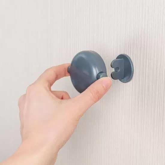 Siguranta pentru usi duble gri Reer 71081 Siguranta pentru usi duble gri Reer 71081
