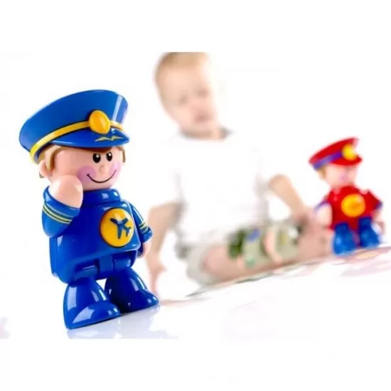 Baietel Pilot First Friends Tolo Baietel Pilot First Friends Tolo