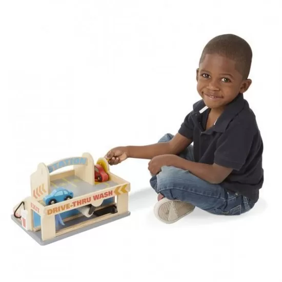 Benzinarie cu garaj Melissa and Doug Benzinarie cu garaj Melissa and Doug