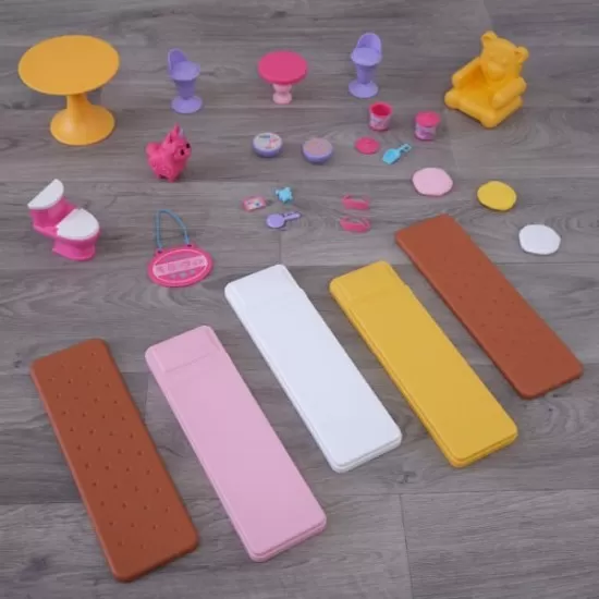 Casuta de joaca din lemn pentru papusi Candy Castle KidKraft Casuta de joaca din lemn pentru papusi Candy Castle KidKraft