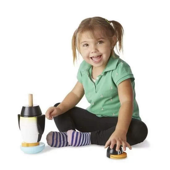 Piramida pentru motricitate Pinguin - Melissa and Doug Piramida pentru motricitate Pinguin - Melissa and Doug